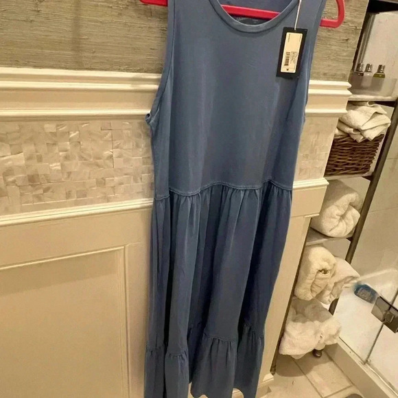 NWT new universal thread medium blue tiered tank maxi dress - Picture 6 of 11